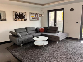 Moderne Maisonette Wohnung